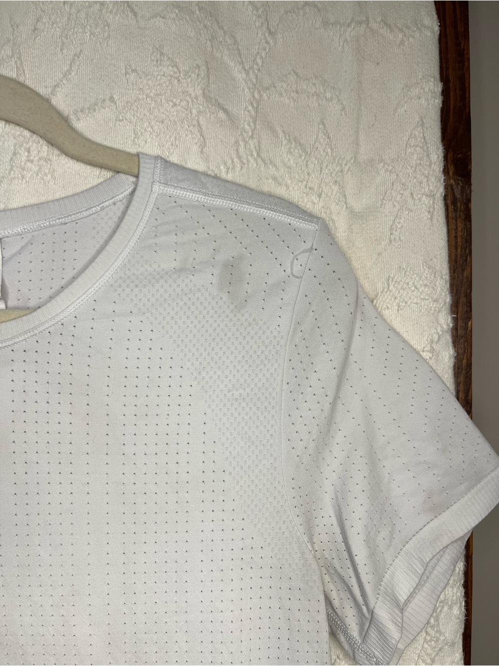 Athleta "In Motion" Seamless Women’s Medium Tee - Picture 2 of 6